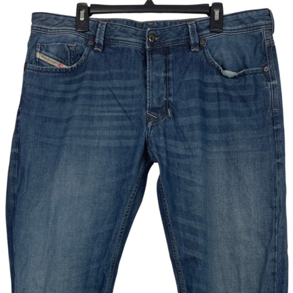 Diesel Larkee Regular Straight Fit 38x31 Dark Wash Denim Blue Jeans Raw Hem